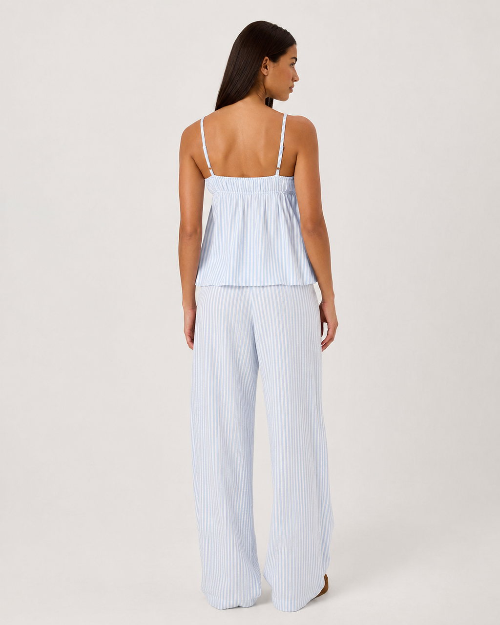 Nube de Algodón – Conjunto camisola con pantalón anchosi