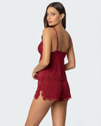 Conjunto de pijama rojo con encaje, camisola y shorts para mujer