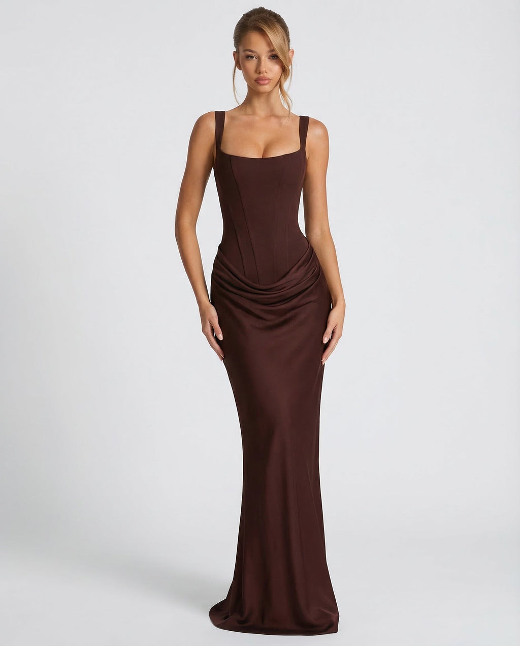 Victoria – Vestido largo efecto corsé