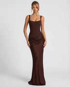 Victoria – Vestido largo efecto corsé