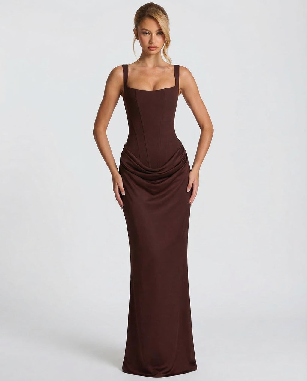 Victoria – Vestido largo efecto corsé