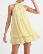Celia – Vestido corto halter con espalda abierta