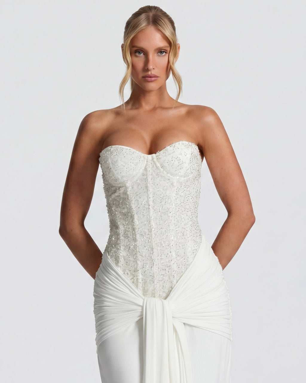 Aurora – Vestido largo palabra de honor con corset y brillos