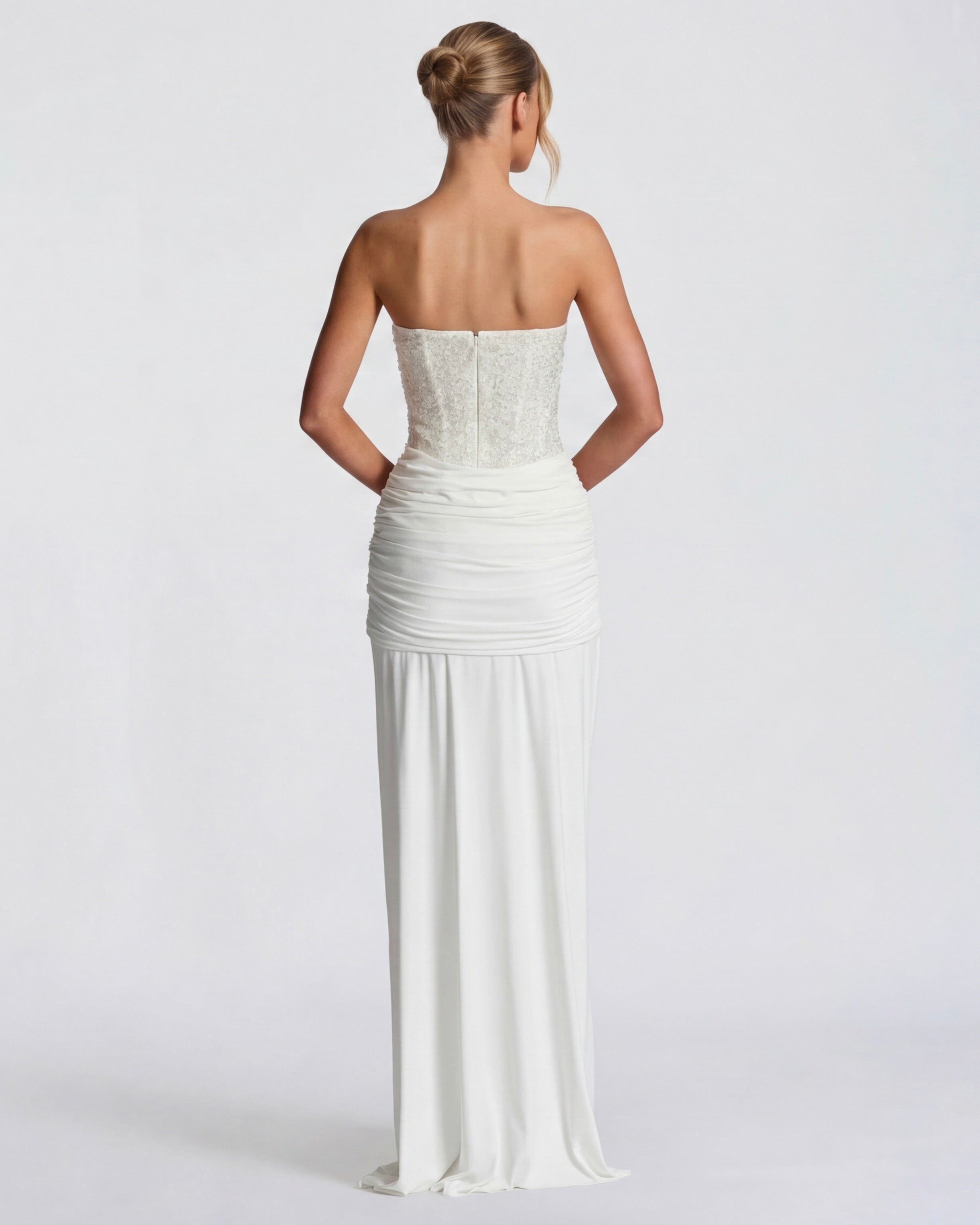 Aurora – Vestido largo palabra de honor con corset y brillos