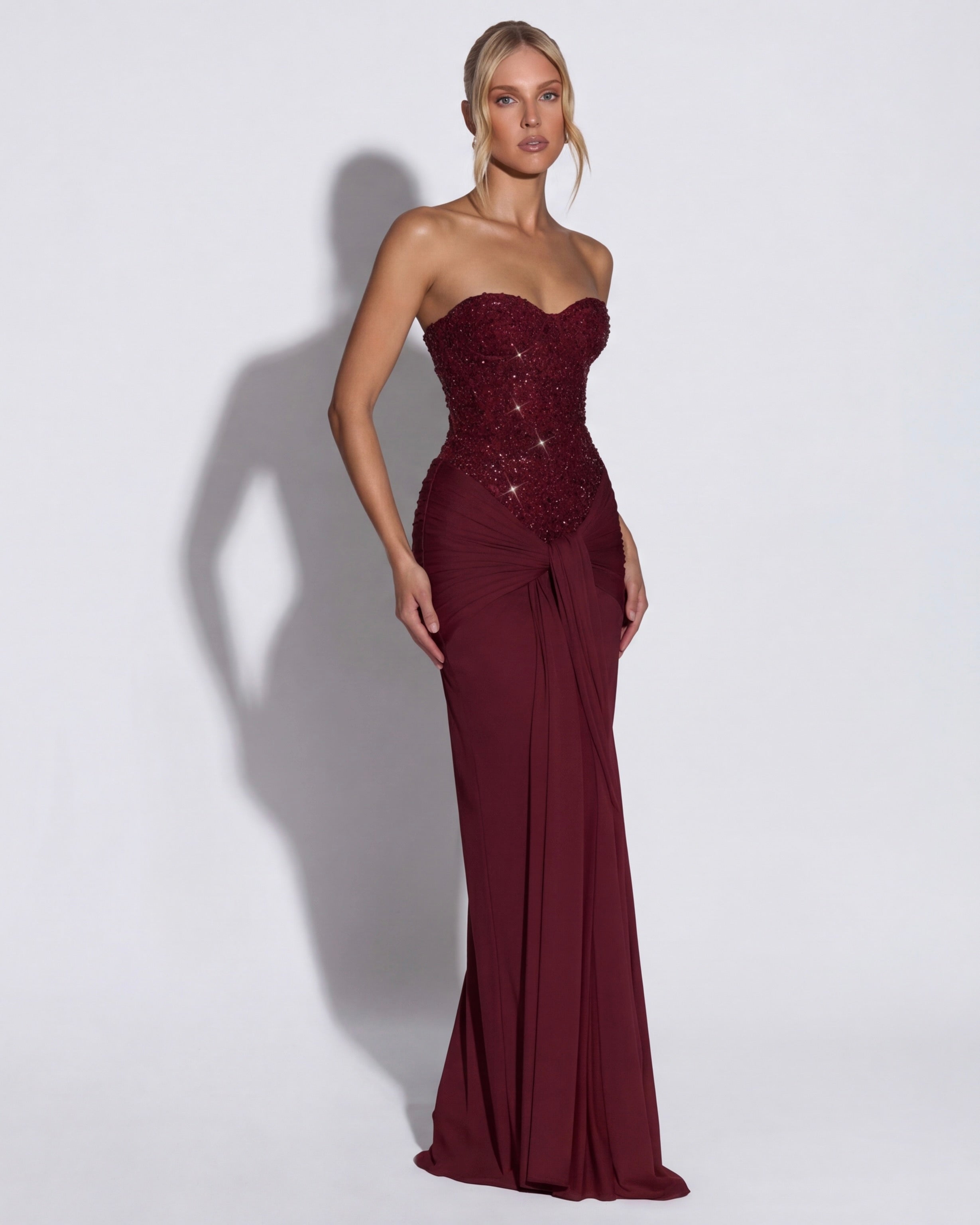Aurora – Vestido largo palabra de honor con corset y brillos