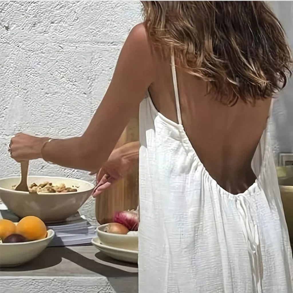 Nuance – Vestido largo de tirantes con espalda abierta