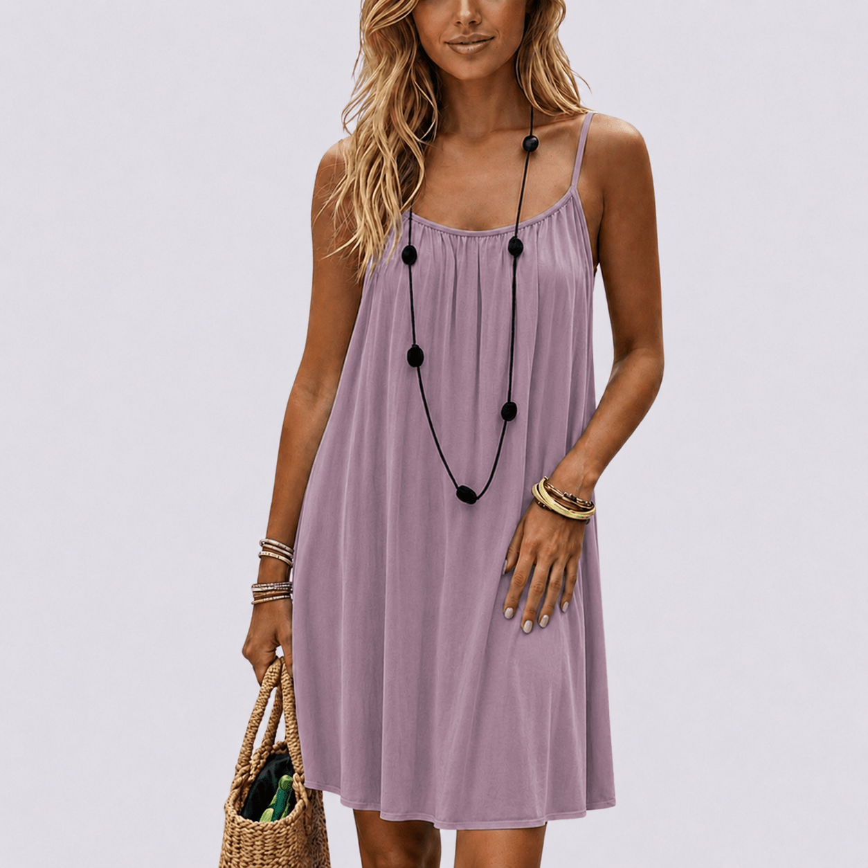 Nuance – Vestido largo de tirantes con espalda abierta