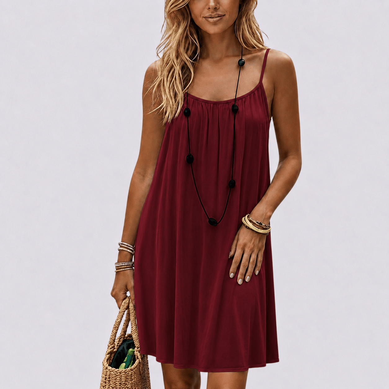 Nuance – Vestido largo de tirantes con espalda abierta